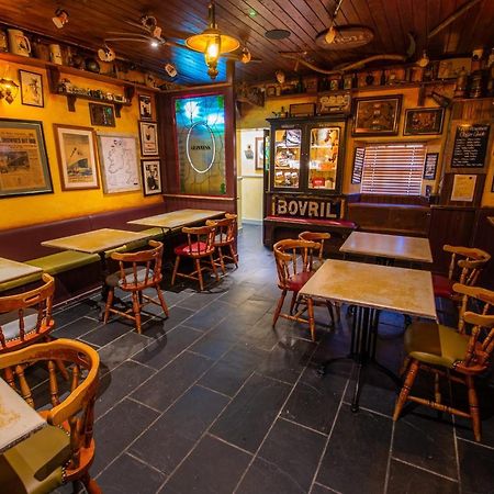 The Rusty Mackerel Villa Teelin Bagian luar foto